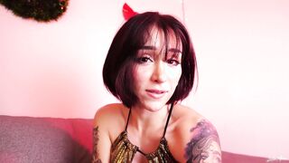 LeelaMoon - You hear that It's your wife with 5 men at the same time